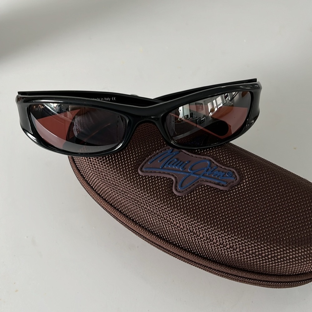 Maui Jim Shaka 105-02 sunglasses